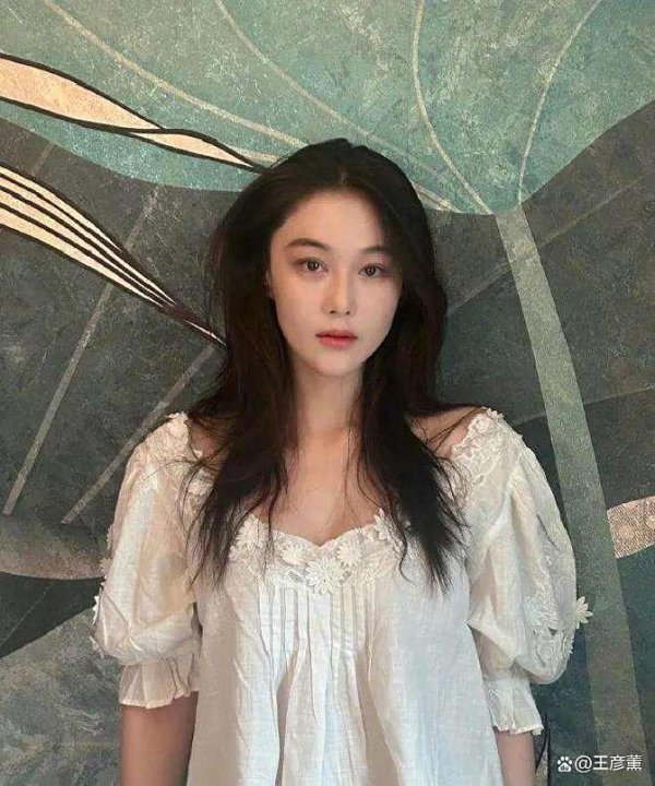 张馨予的暑假生计为何让网友爱护不已