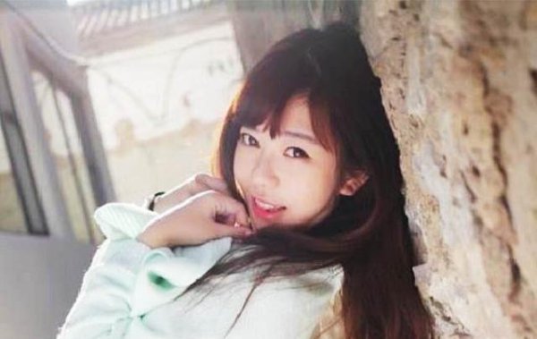 刘飞儿成长经由揭秘，从主播到写照一姐，坚握自我令东说念主笃信